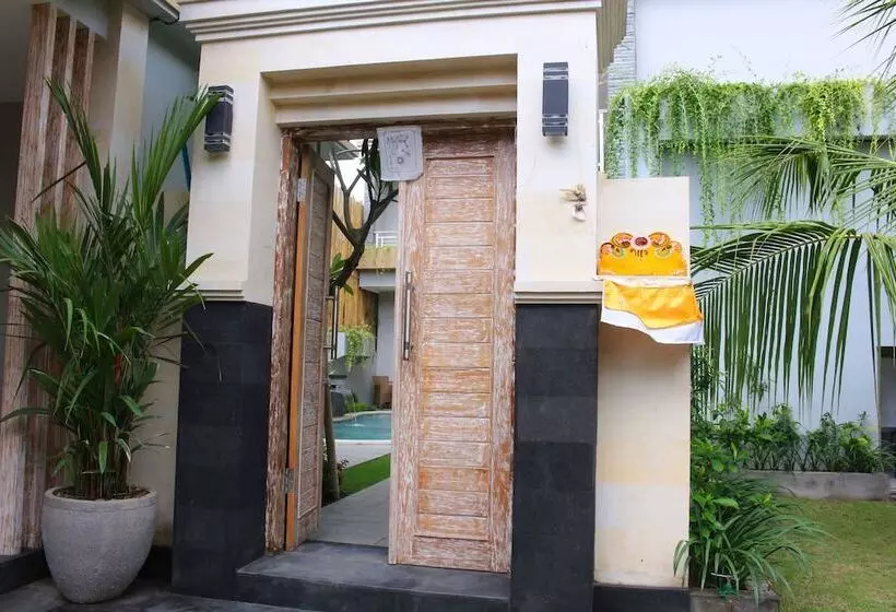 پانسیون Rusty Seminyak