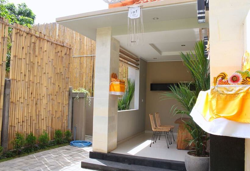 Pansiyon Rusty Seminyak