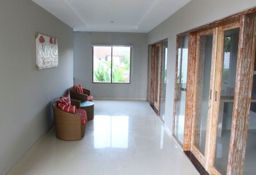 Pansiyon Rusty Seminyak