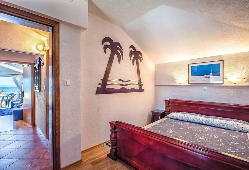 Villa Roses Apartments & Wellness