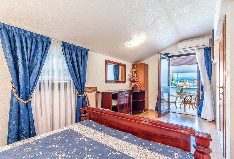 Villa Roses Apartments & Wellness