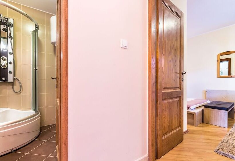 Villa Roses Apartments & Wellness