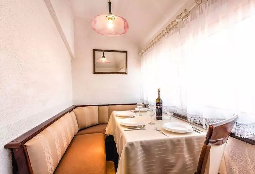 Villa Roses Apartments & Wellness