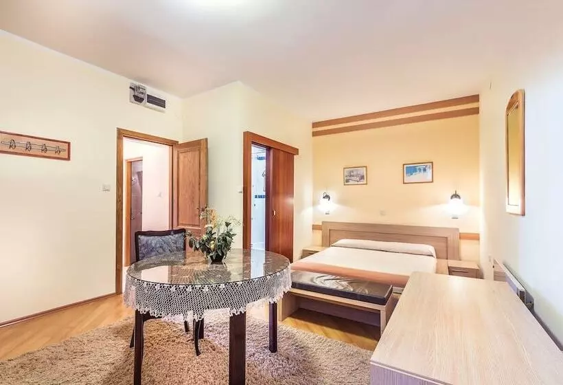 Villa Roses Apartments & Wellness