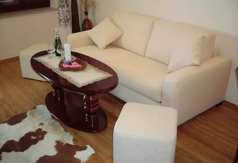 Villa Roses Apartments & Wellness