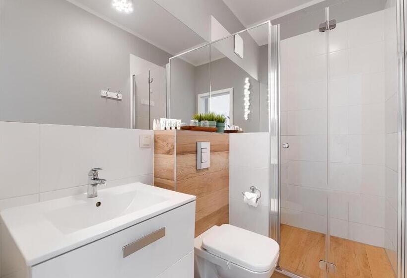 Exclusive Nautica Apartments