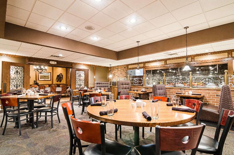 בית מלון כפרי Clarion Inn