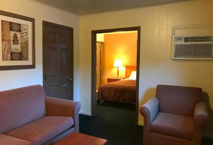 ホテル Frontier Lodge