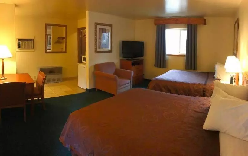 ホテル Frontier Lodge