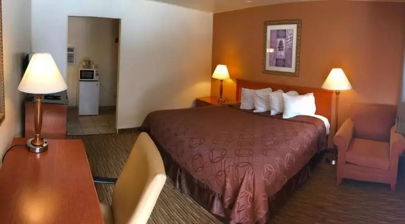 ホテル Frontier Lodge