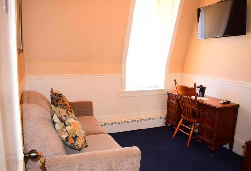 Отель Grand Imperial