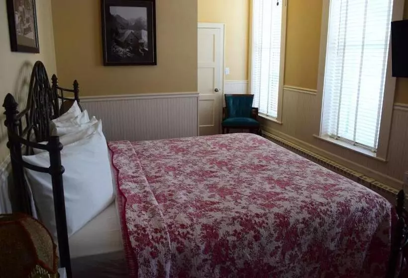 Отель Grand Imperial