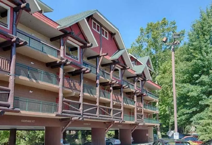ホテル Old Creek Lodge