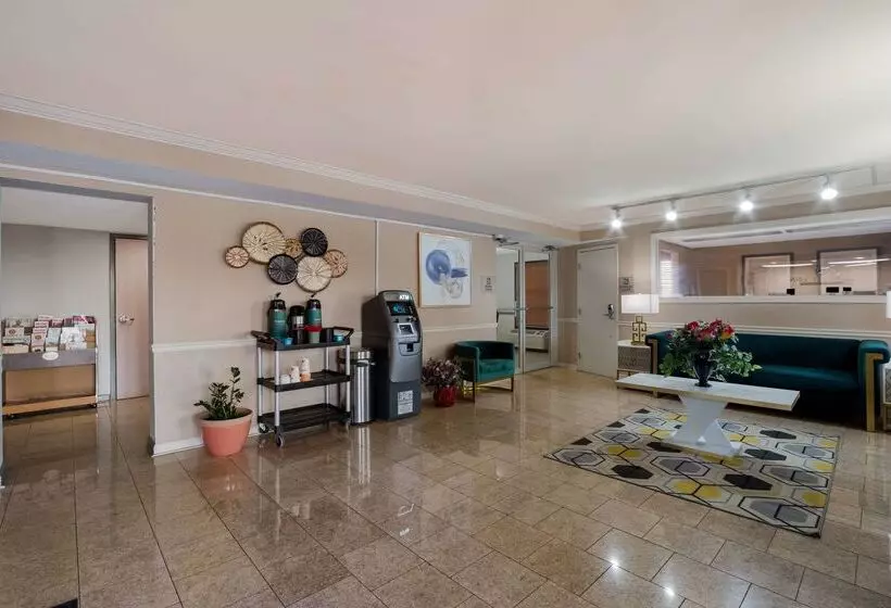 Hotelli Quality Inn Fort Jackson