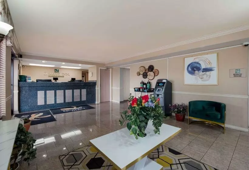 Hotelli Quality Inn Fort Jackson