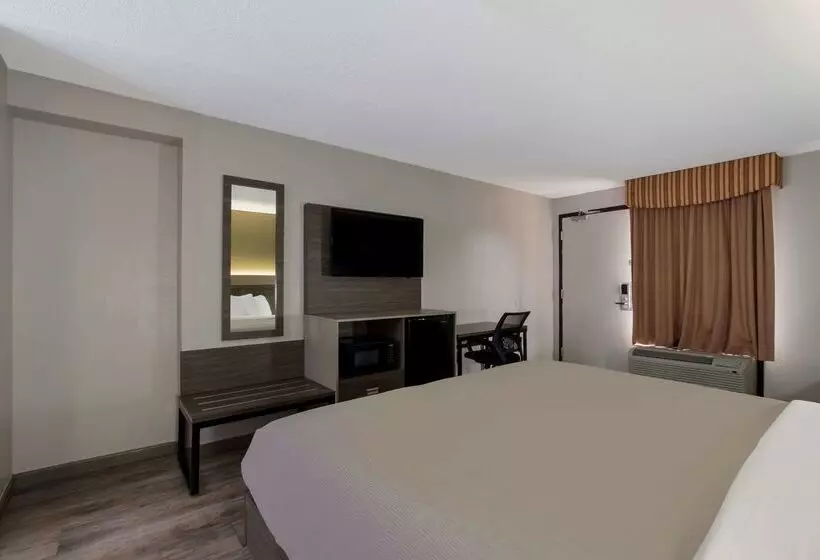 Hotelli Quality Inn Fort Jackson