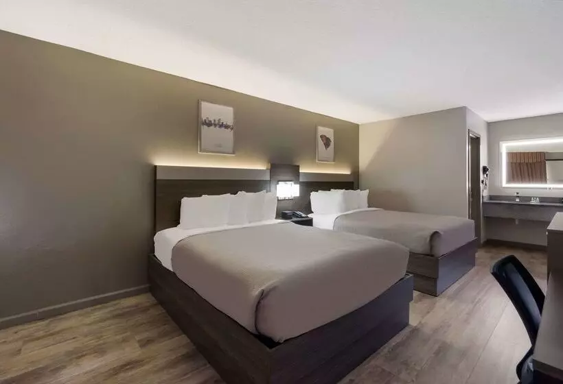 Hotelli Quality Inn Fort Jackson