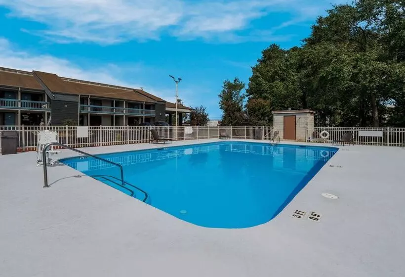 Hotelli Quality Inn Fort Jackson