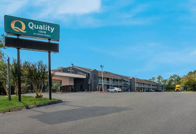 Hotelli Quality Inn Fort Jackson