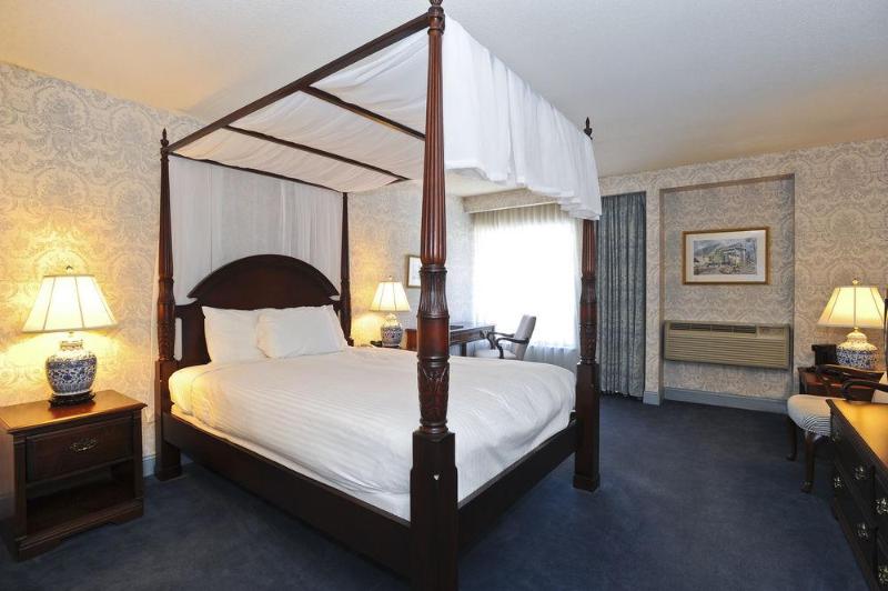 فندق The Farmington Inn And Suites