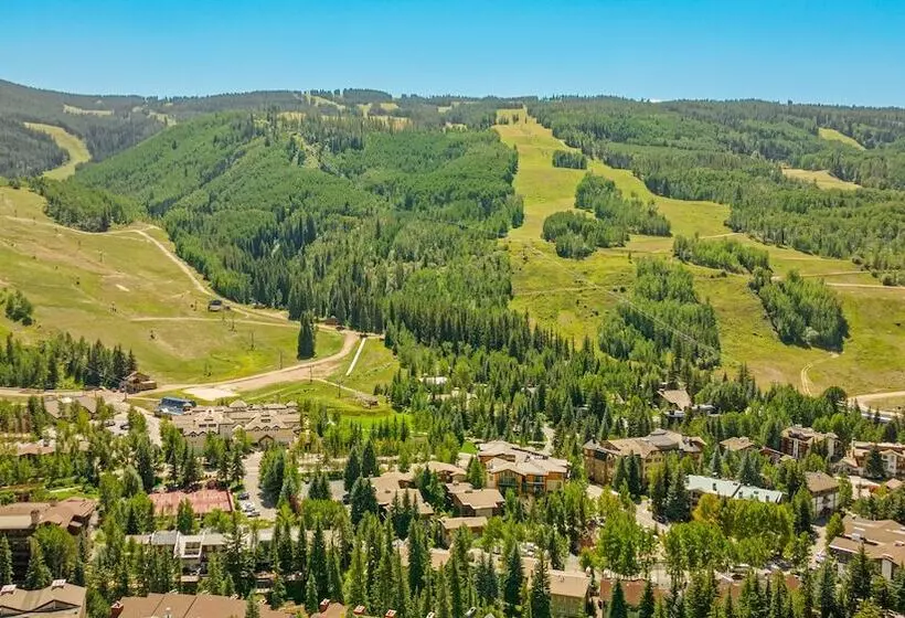 בית מלון כפרי The Galatyn Lodge