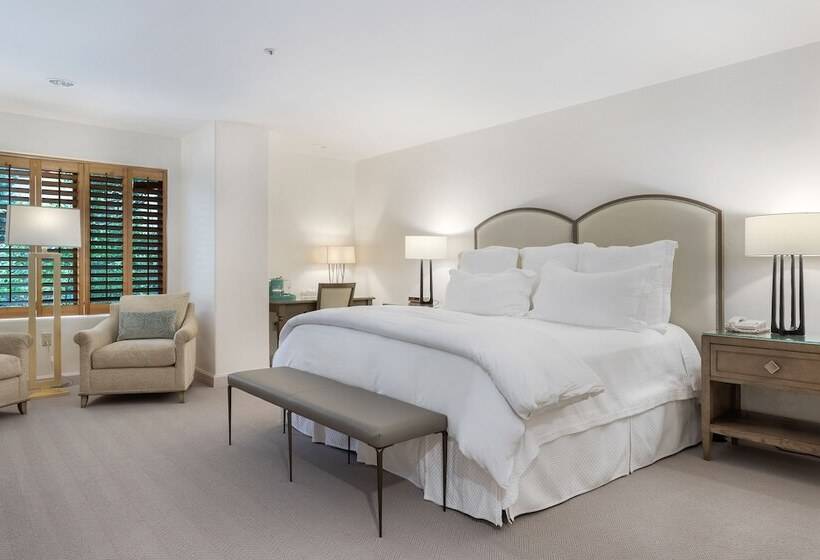 هتل The Galatyn Lodge