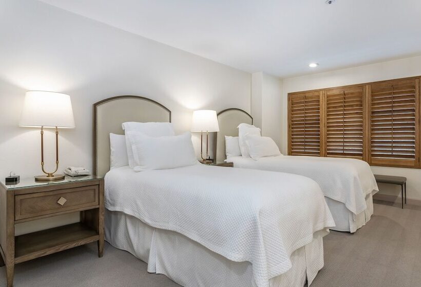 هتل The Galatyn Lodge