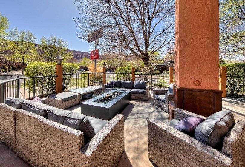 فندق The Gonzo Inn