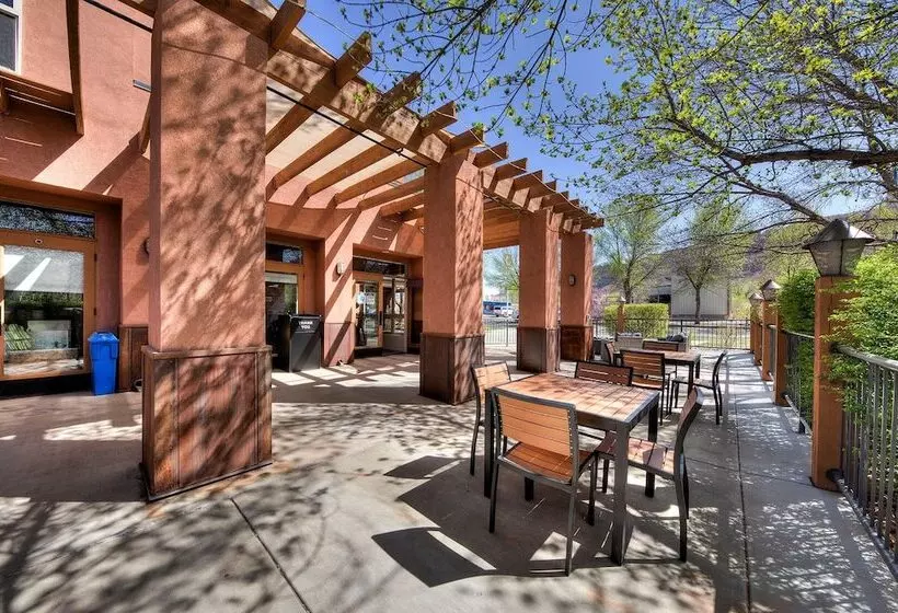 酒店 The Gonzo Inn