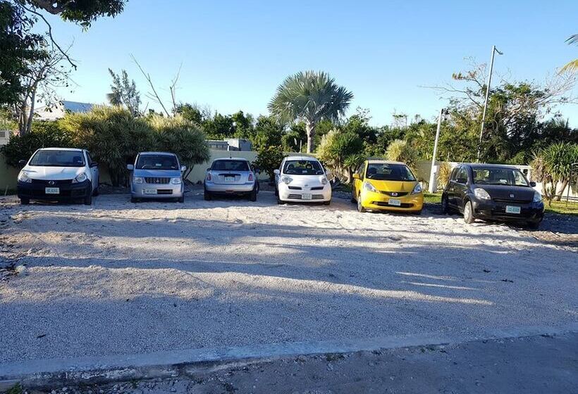 تختخواب و صبحانه Golden Palms House