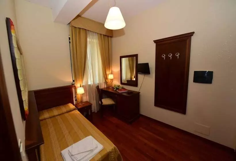 Albergo La Locanda Degli Apolidi