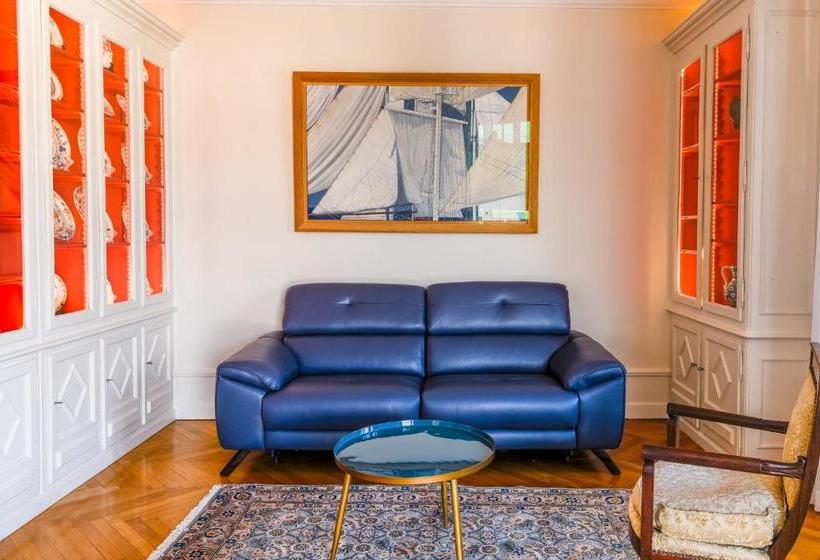 L Annexe Du Château