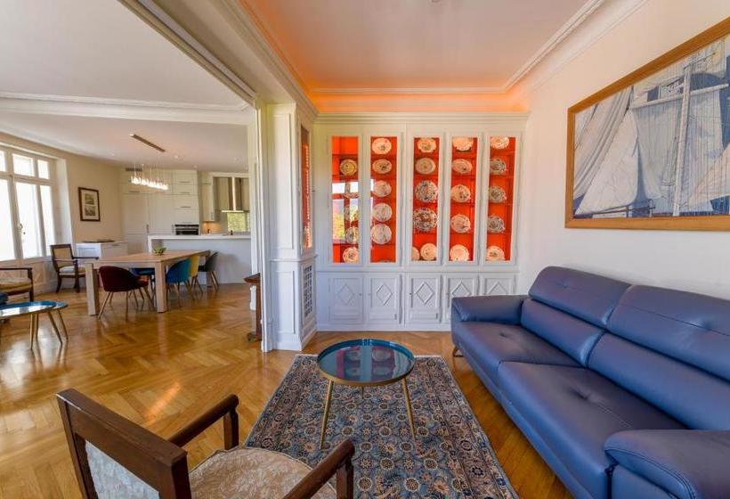 L Annexe Du Château