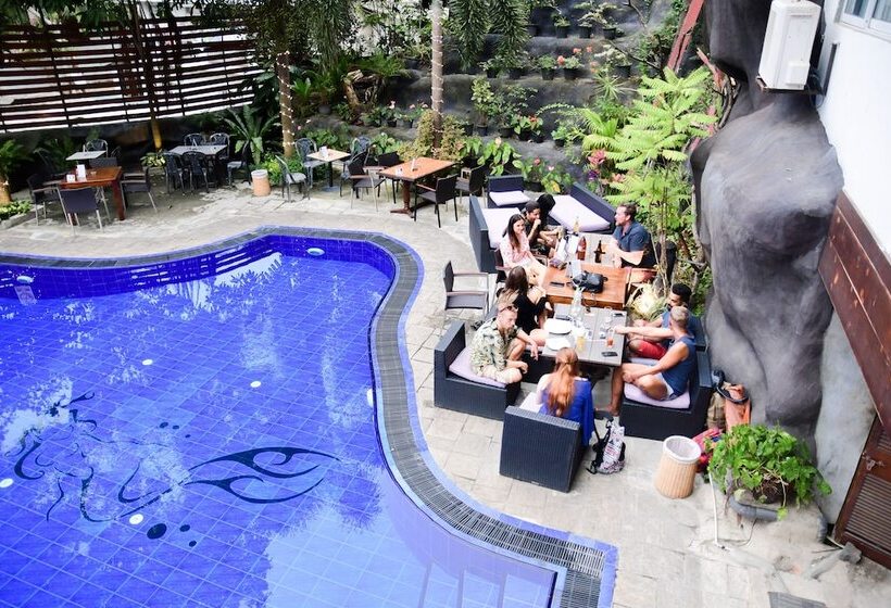 فندق صغير Sizzlers Hub