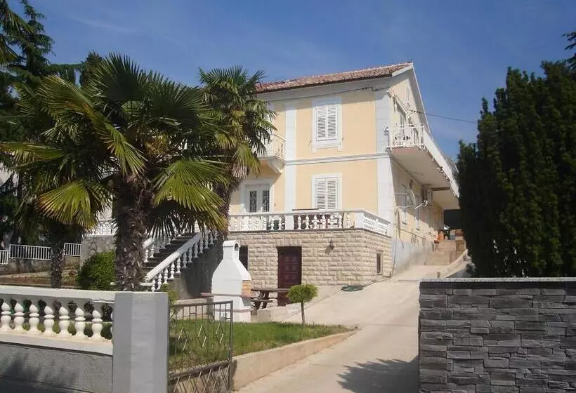 Apartments Margarita