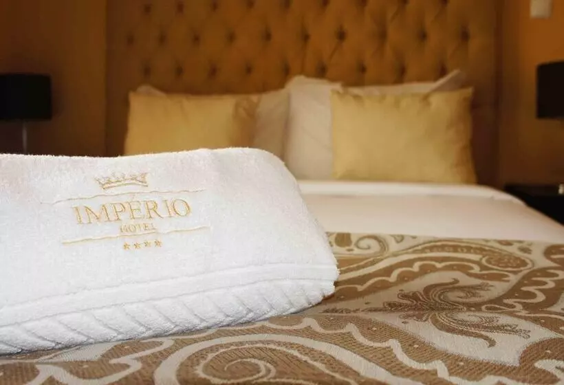 هتل Imperio