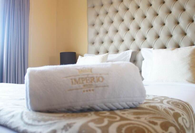 בית מלון כפרי Imperio