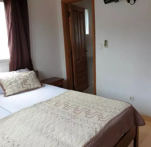 هتل Residencial Mira Rio