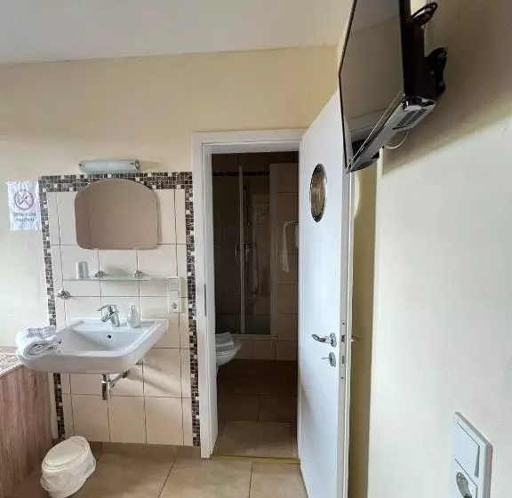 Hotelli Restaurant Neffelthal