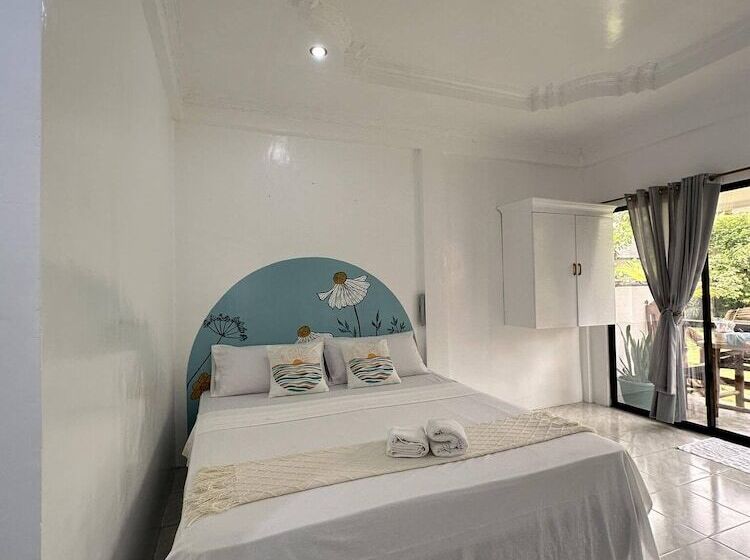 هتل Villa Consolacion Resort