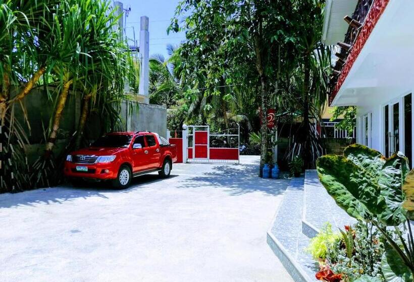 هتل Villa Consolacion Resort