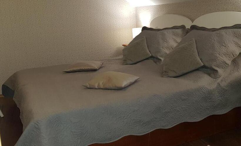 פנסיון Villa Lucia Apartments&rooms