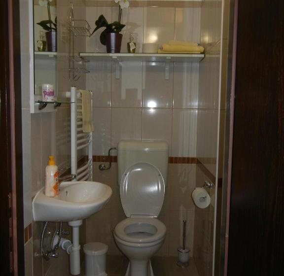 פנסיון Villa Lucia Apartments&rooms