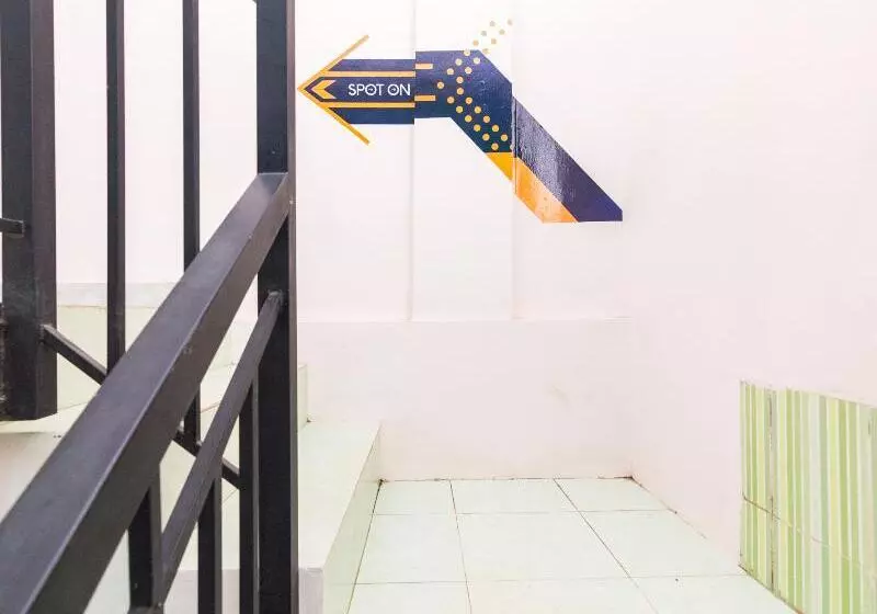 هتل Oyo 1917 Mamora Residence