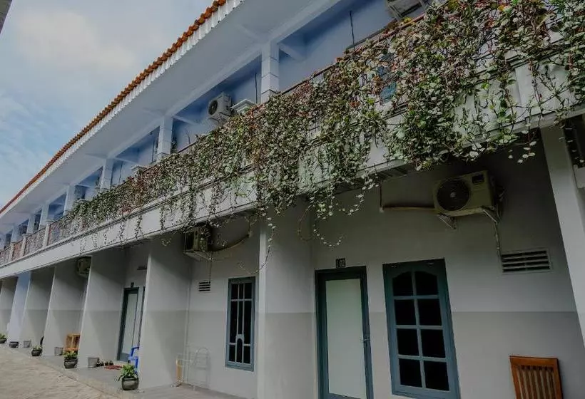 Hotelli Omah Kost Family Syariah