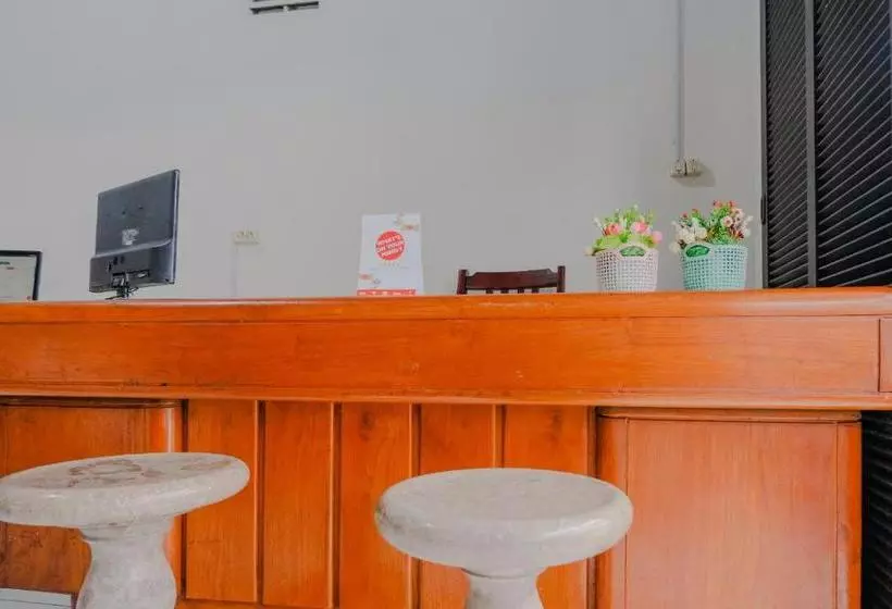 Hotelli Omah Kost Family Syariah