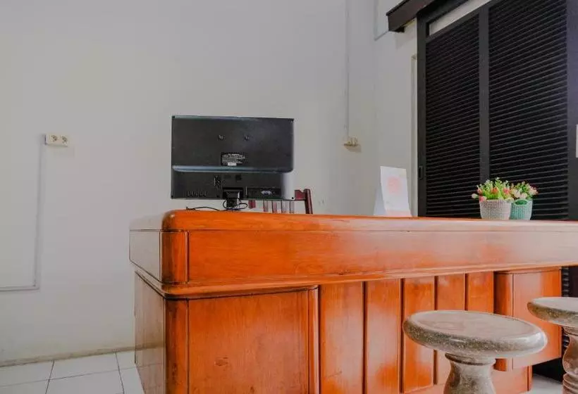 Hotelli Omah Kost Family Syariah