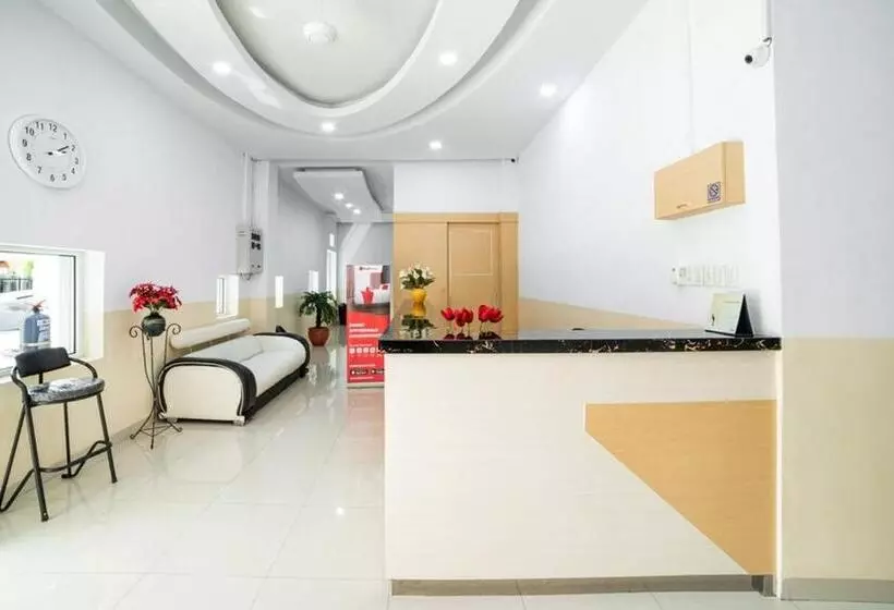 ペンション Reddoorz Plus Near Thamrin Plaza Medan