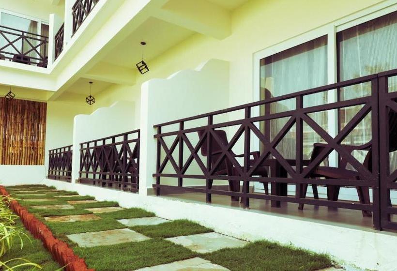 Bed and Breakfast Antaliya Walk By The Morjim Beach