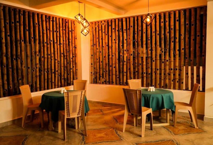 Bed and Breakfast Antaliya Walk By The Morjim Beach